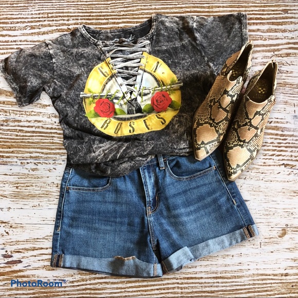 Bravado Guns N Roses Acid Wash Lace Up Tee- Medium - Picture 1 of 7